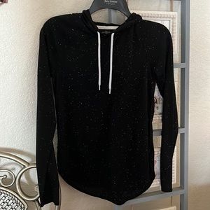 Long sleeve top with hood!